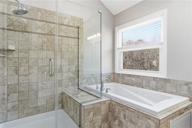 30 Northfield Drive, Newnan, GA 30265