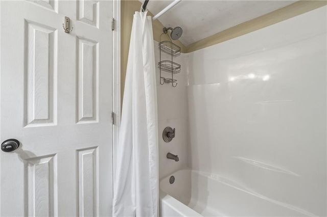 30 Northfield Drive, Newnan, GA 30265