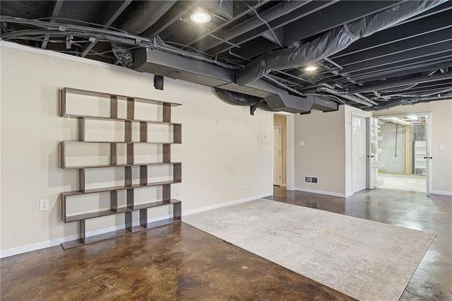 30 Northfield Drive, Newnan, GA 30265