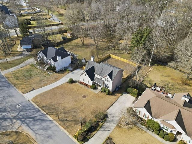 30 Northfield Drive, Newnan, GA 30265