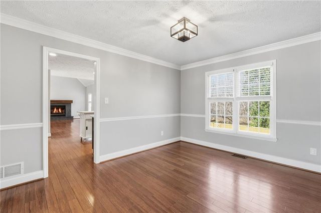 30 Northfield Drive, Newnan, GA 30265