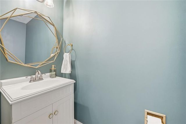 30 Northfield Drive, Newnan, GA 30265