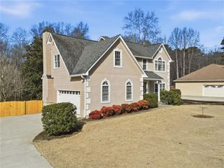 30 Northfield Drive, Newnan, GA 30265
