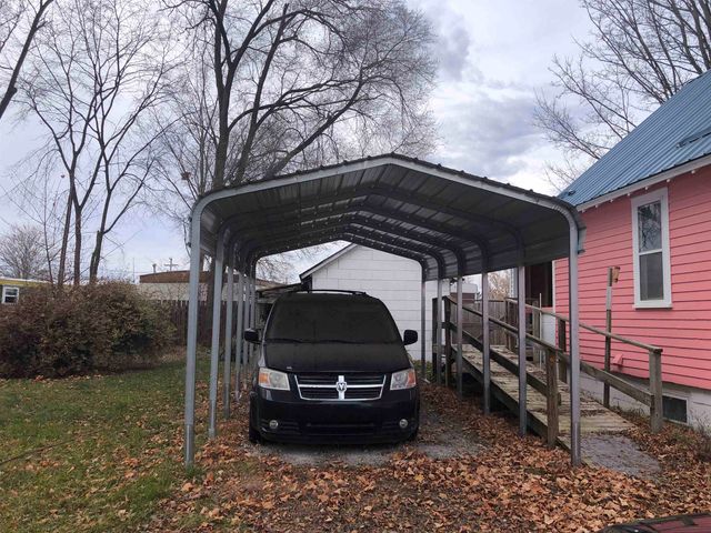 625 Cunningham Street, Clare, MI 48617