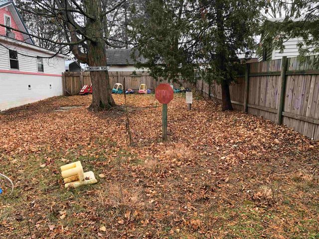 625 Cunningham Street, Clare, MI 48617