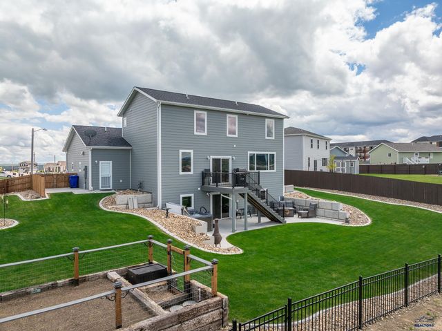 650 SOLOMON CT, Rapid City, SD 57703