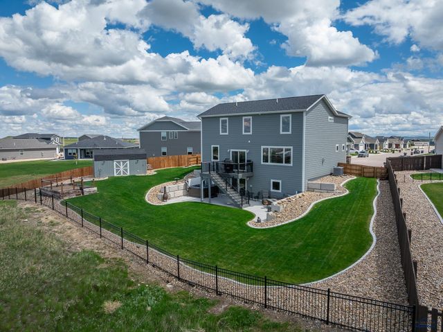 650 SOLOMON CT, Rapid City, SD 57703