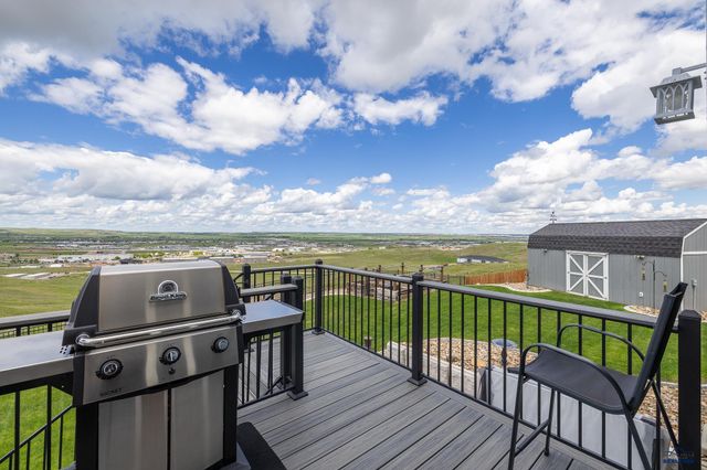 650 SOLOMON CT, Rapid City, SD 57703