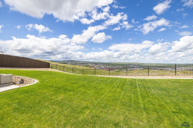 650 SOLOMON CT, Rapid City, SD 57703