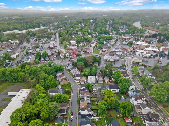 36 Valley Avenue, Walden, NY 12586
