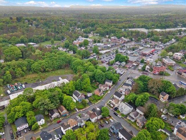 36 Valley Avenue, Walden, NY 12586
