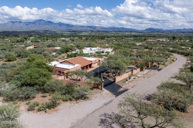 57 Circulo Pimeria Alta, Tubac, AZ 85646