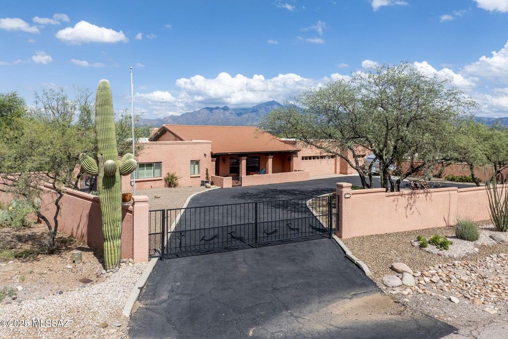 57 Circulo Pimeria Alta, Tubac, AZ 85646