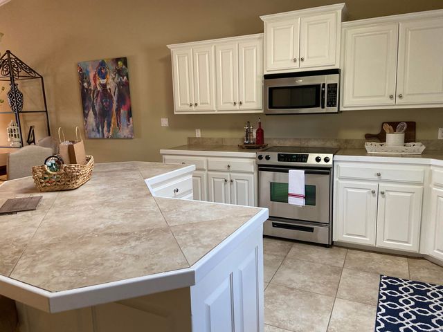 141 Central Ter Apt D, Hot Springs National Park, AR 71913