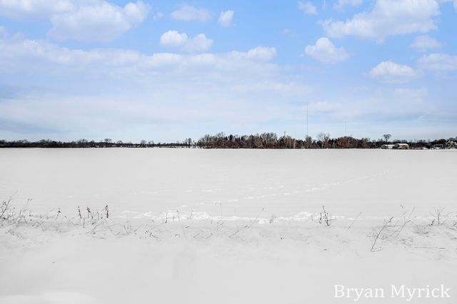 Fillmore Street, Allendale, MI 49401