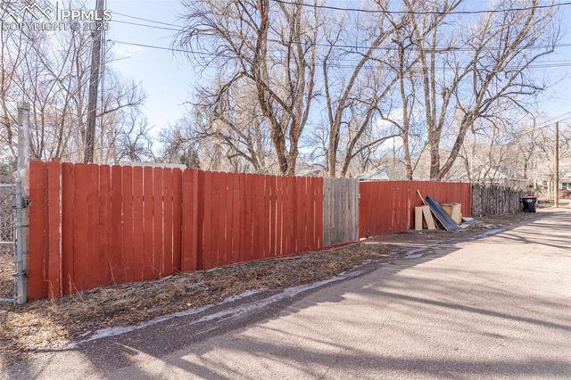 524 W Pikes Peak Avenue, Colorado Springs, CO 80905