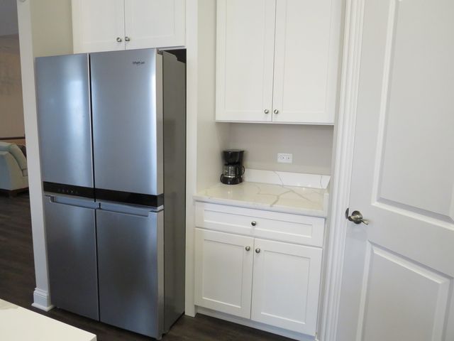 21407 Bay Tree Court, Shorewood, IL 60404