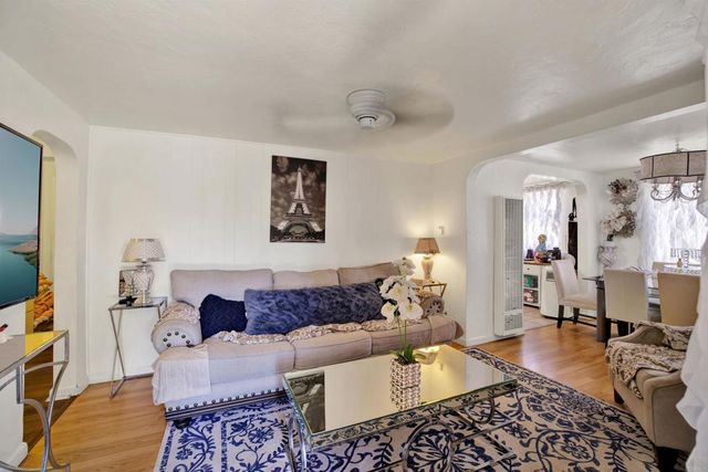 1336 Peach Avenue, El Cajon, CA 92021