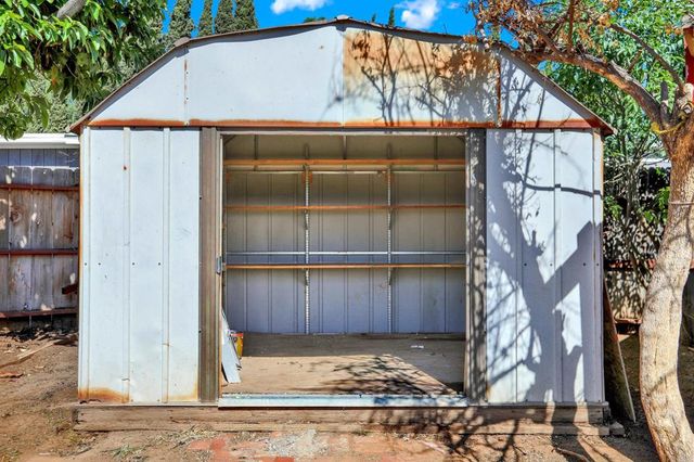 1336 Peach Avenue, El Cajon, CA 92021