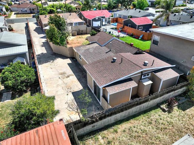 1336 Peach Avenue, El Cajon, CA 92021