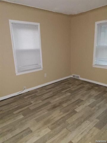 15470 Mapleridge Street, Detroit, MI 48205