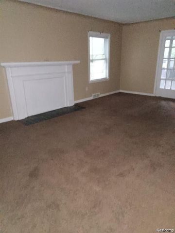 15470 Mapleridge Street, Detroit, MI 48205