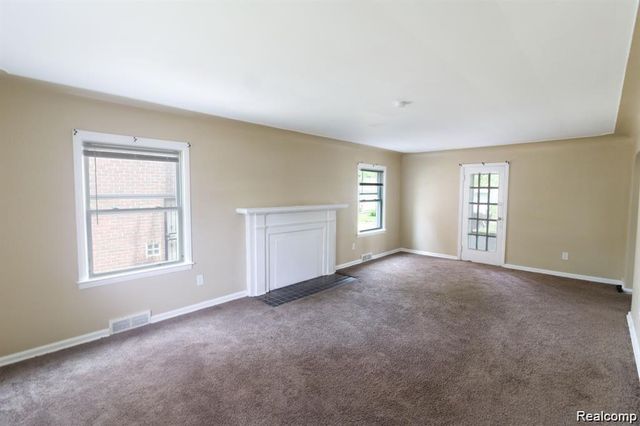 15470 Mapleridge Street, Detroit, MI 48205