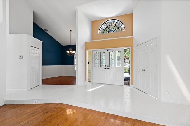 6606 Wood Lake Road, Jupiter, FL 33458