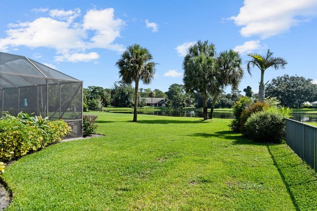 6606 Wood Lake Road, Jupiter, FL 33458