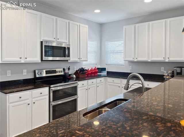 1082 Antrim Loop, Colorado Springs, CO 80910