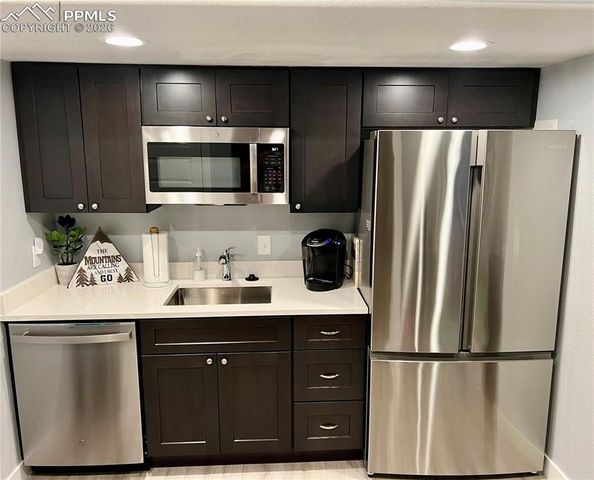 1082 Antrim Loop, Colorado Springs, CO 80910