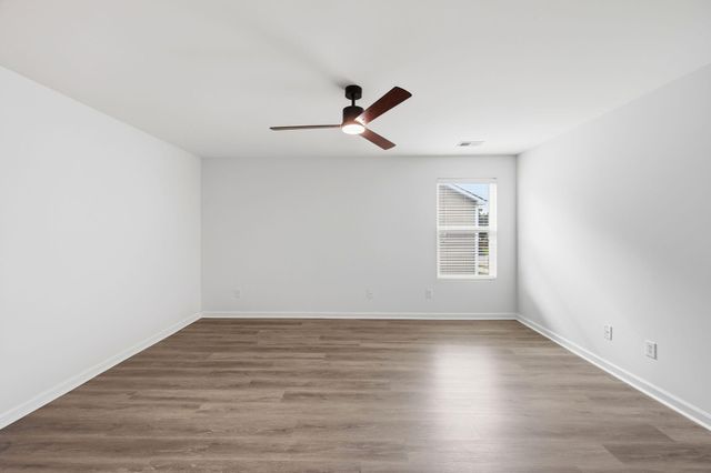 193 Meadow Wood Road, Summerville, SC 29483