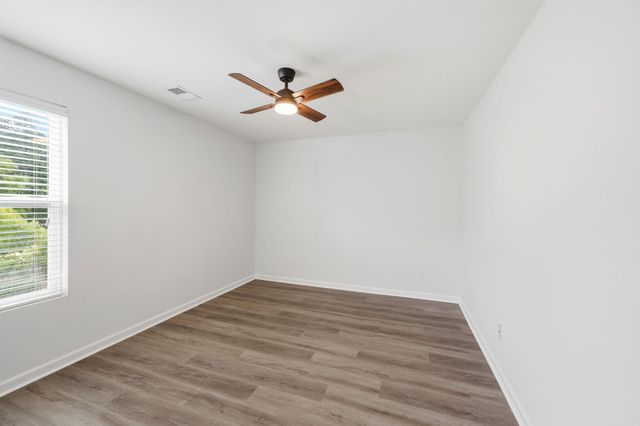 193 Meadow Wood Road, Summerville, SC 29483
