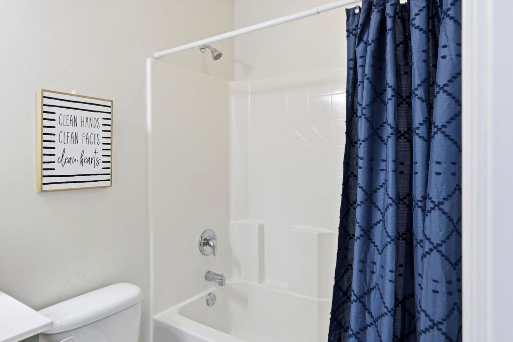 Image 24 of property listing at 193 Meadow Wood Road, Summerville, SC 29483