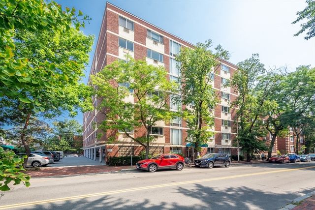 287 Harvard St 79, Cambridge, MA 02139