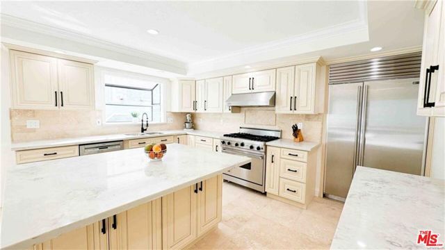 5851 Friends Avenue, Whittier, CA 90601