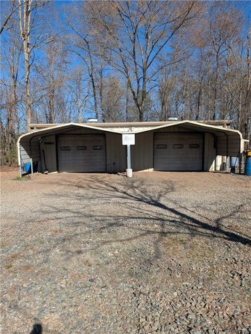 1041 Whitts Road, Madison, NC 27025