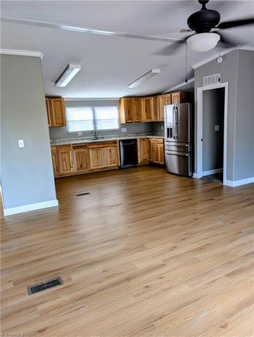 1041 Whitts Road, Madison, NC 27025