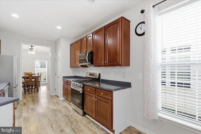 17037 LOFTRIDGE LN, Gainesville, VA 20155