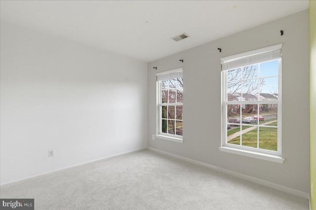 17037 LOFTRIDGE LN, Gainesville, VA 20155
