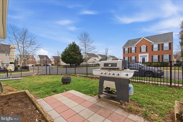 17037 LOFTRIDGE LN, Gainesville, VA 20155