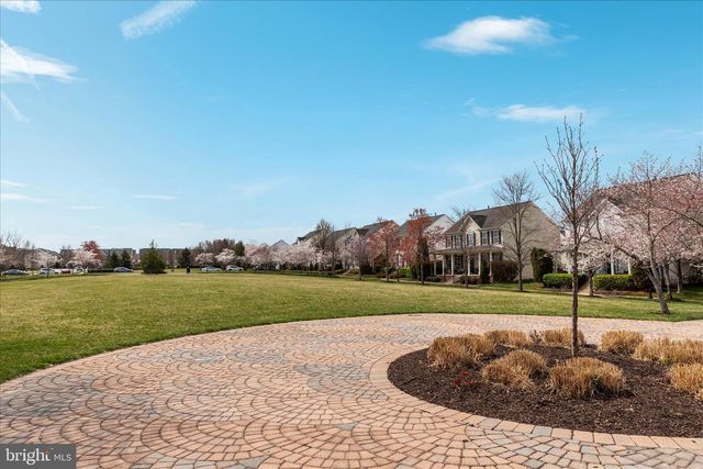 17037 LOFTRIDGE LN, Gainesville, VA 20155