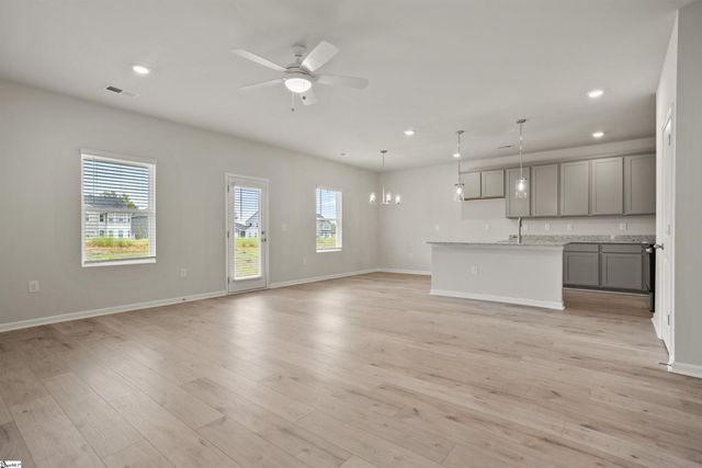617 Silver Fir Street, Piedmont, SC 29673