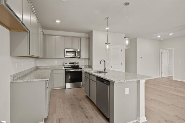 617 Silver Fir Street, Piedmont, SC 29673