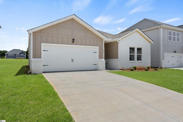 617 Silver Fir Street, Piedmont, SC 29673