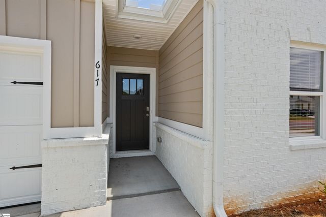617 Silver Fir Street, Piedmont, SC 29673