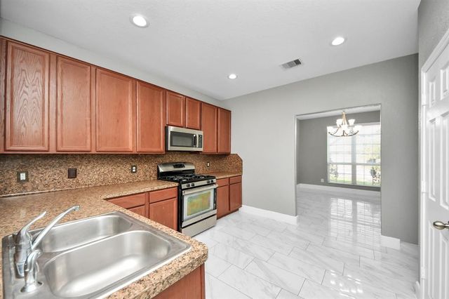 14722 Scenic Sky Way, Houston, TX 77049