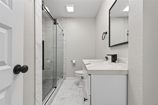 2202 Alabama Street, Baytown, TX 77520