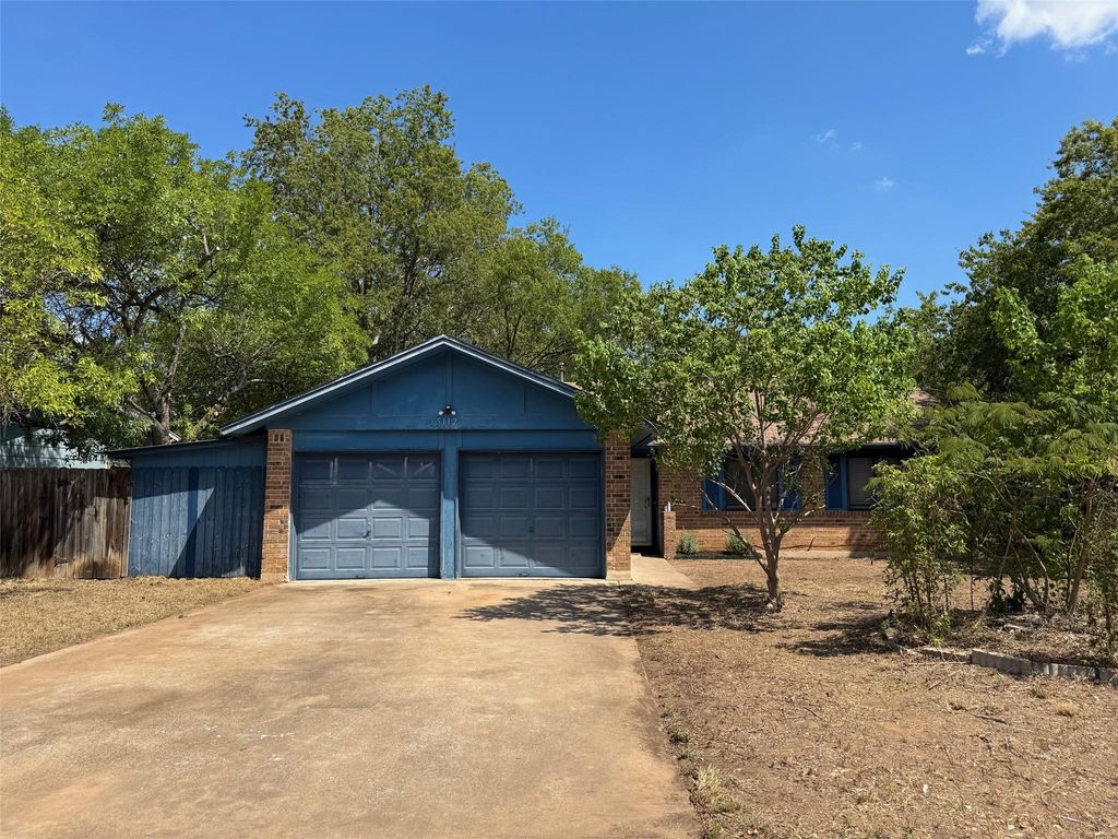 5112 Meadow Creek DR, Austin, TX 78745