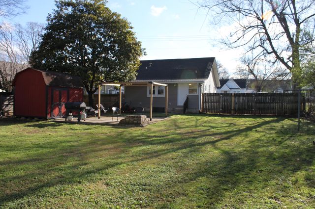 516 Wilson Ave, Lebanon, TN 37087